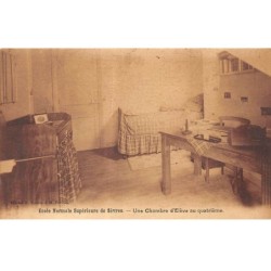 92 - SEVRES - SAN35305 - Ecole Normale Supérieure - Une chambre d'Elève au quatrième