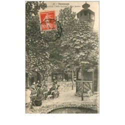 92.SURESNES.n°186.INTERIEUR DE LA" BELLE CYCLISTE".LES JARDINS