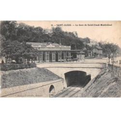 92 .n°109143.  saint cloud . attelage .la gare .vue d ensemble .