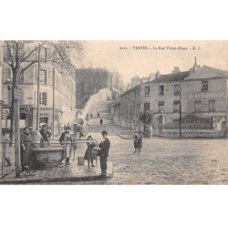 92 - SAN63298 VANVES - La Rue Victor Hugo