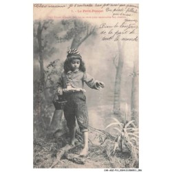CAR-ADZP13-0724-HUMOUR - Le petit poucet - Petit poucet sème du pain sur sa route pour reconnaître son chemin